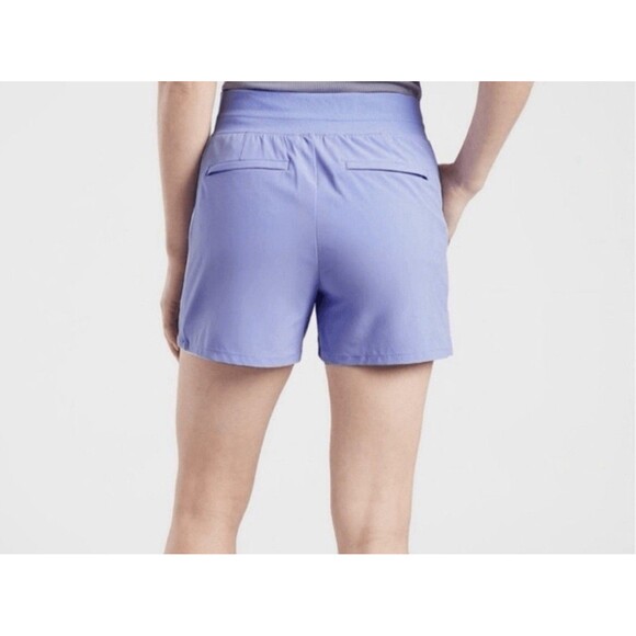 ATHLETA Brooklyn Shorts Size 8 Periwinkle Lightweight Stretch Pockets 4” Inseam - Picture 9 of 10